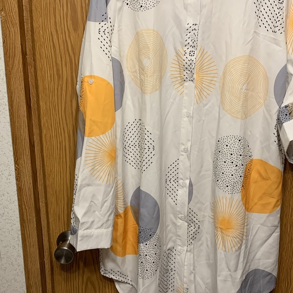 SHEIN women’s long sleeve with optional short sleeve - Picture 4 of 4